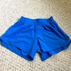 Lululemon 4-inch Hotty Hot Shorts, Size 6 in Poolside Blue